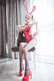 女贝打屁股spanking视频